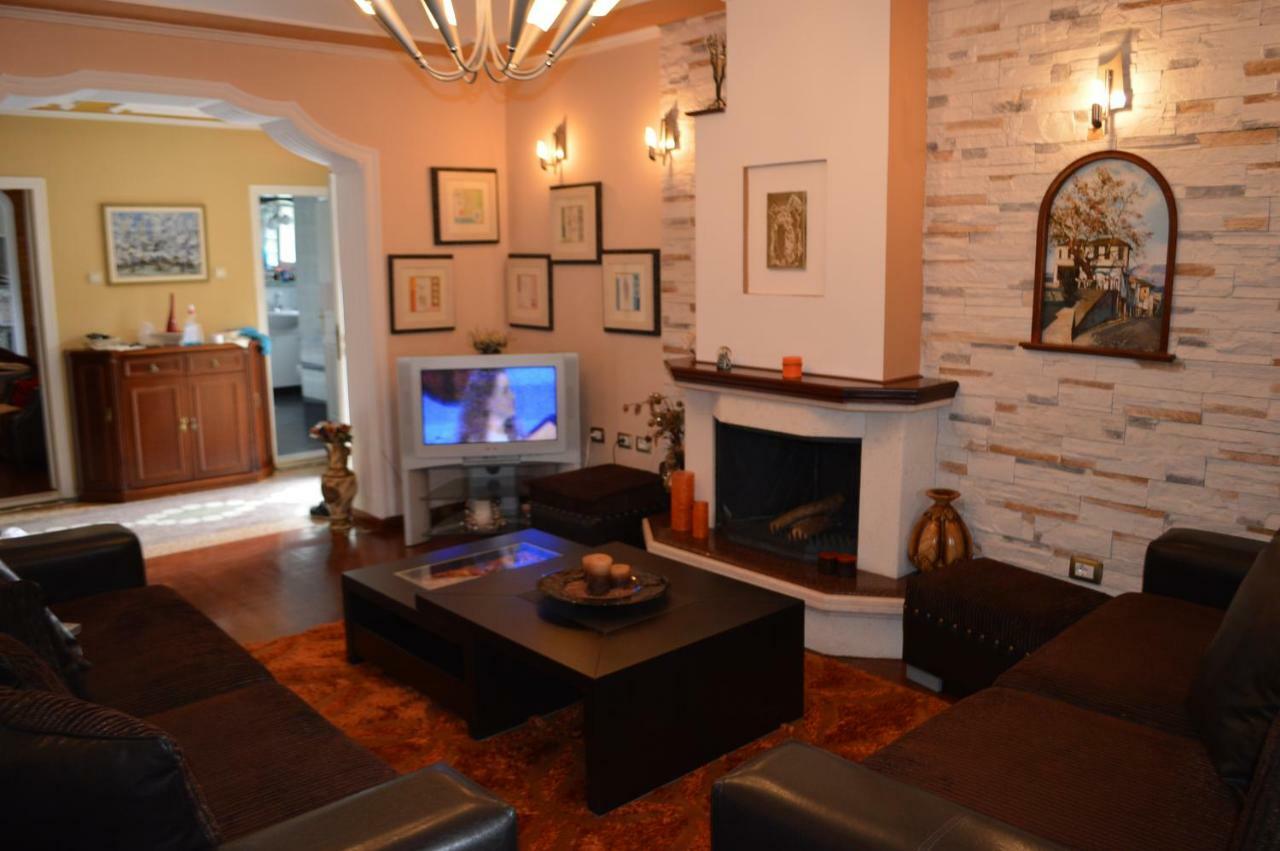 Villa Vila Ss Kekezi à Gjirokastër Extérieur photo