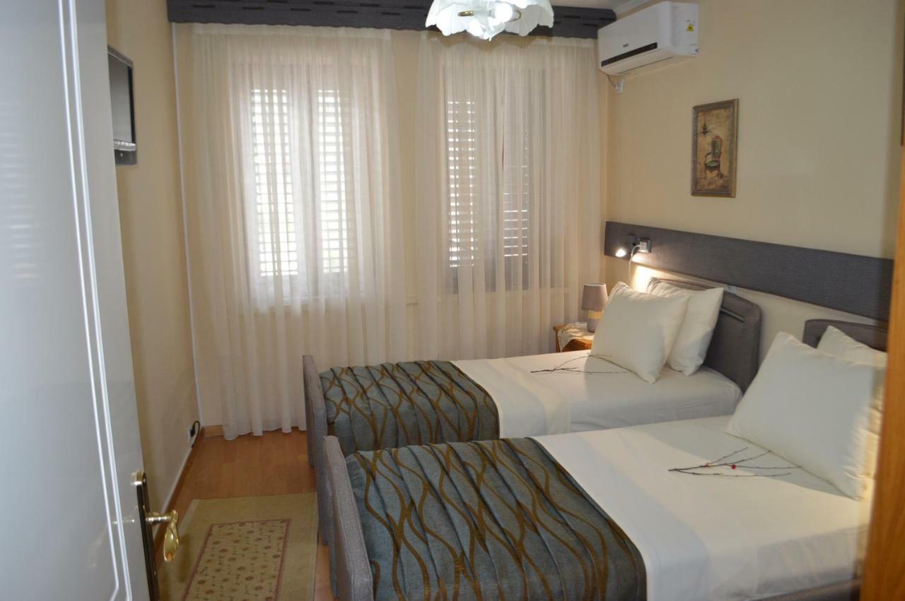 Villa Vila Ss Kekezi à Gjirokastër Extérieur photo